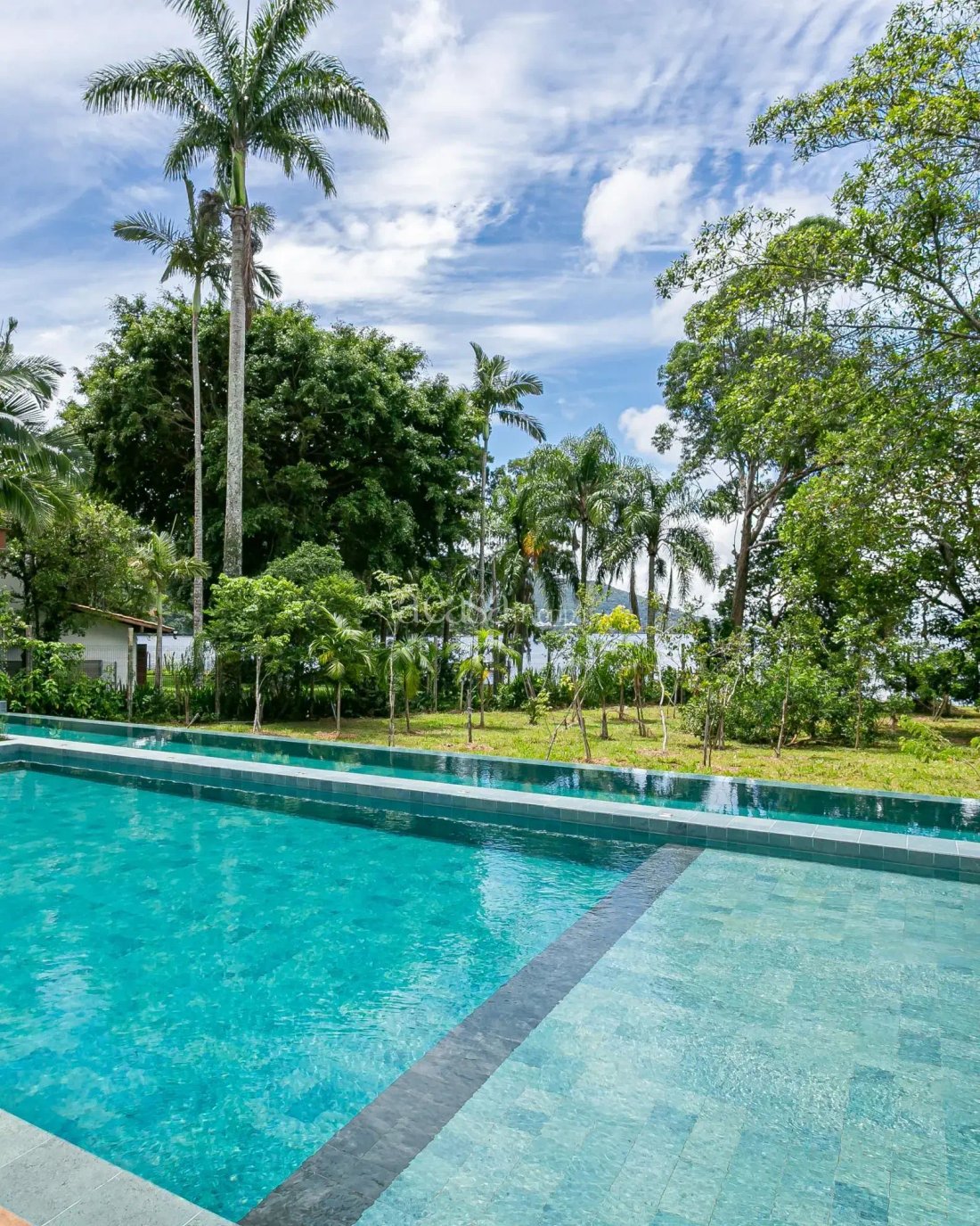 Condo in Florianópolis, State of Santa Catarina, Brazil 2 - 17986501