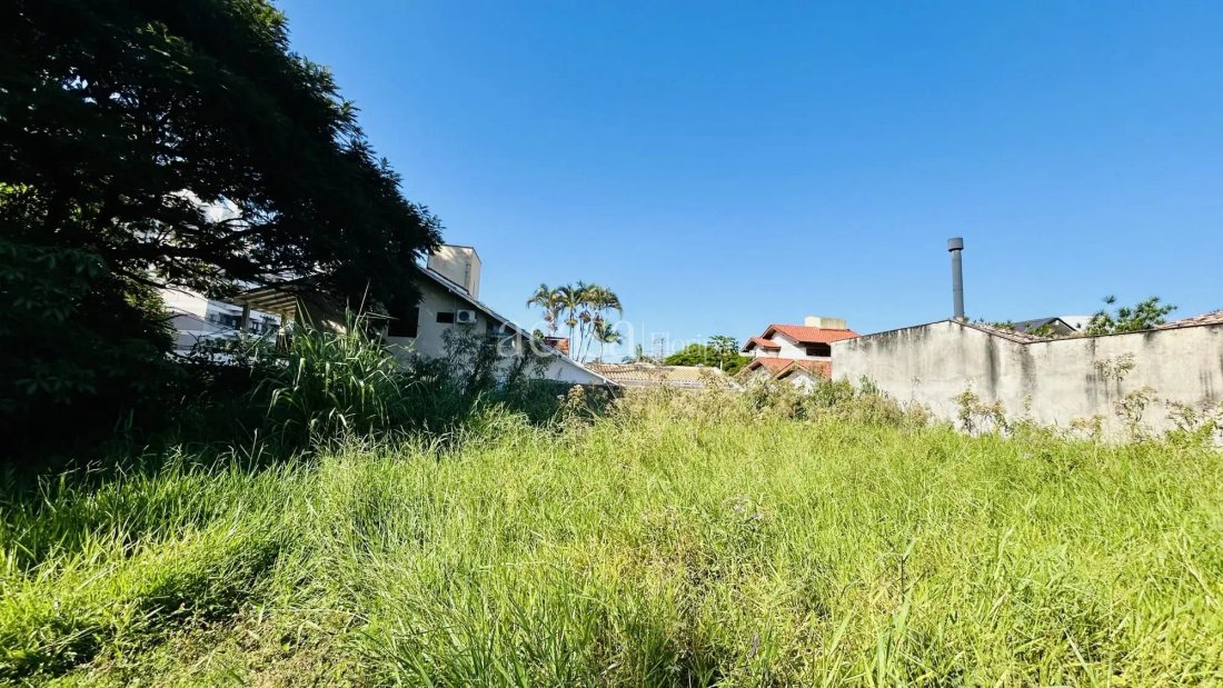 Land in Florianópolis, State of Santa Catarina, Brazil 1 - 17986795