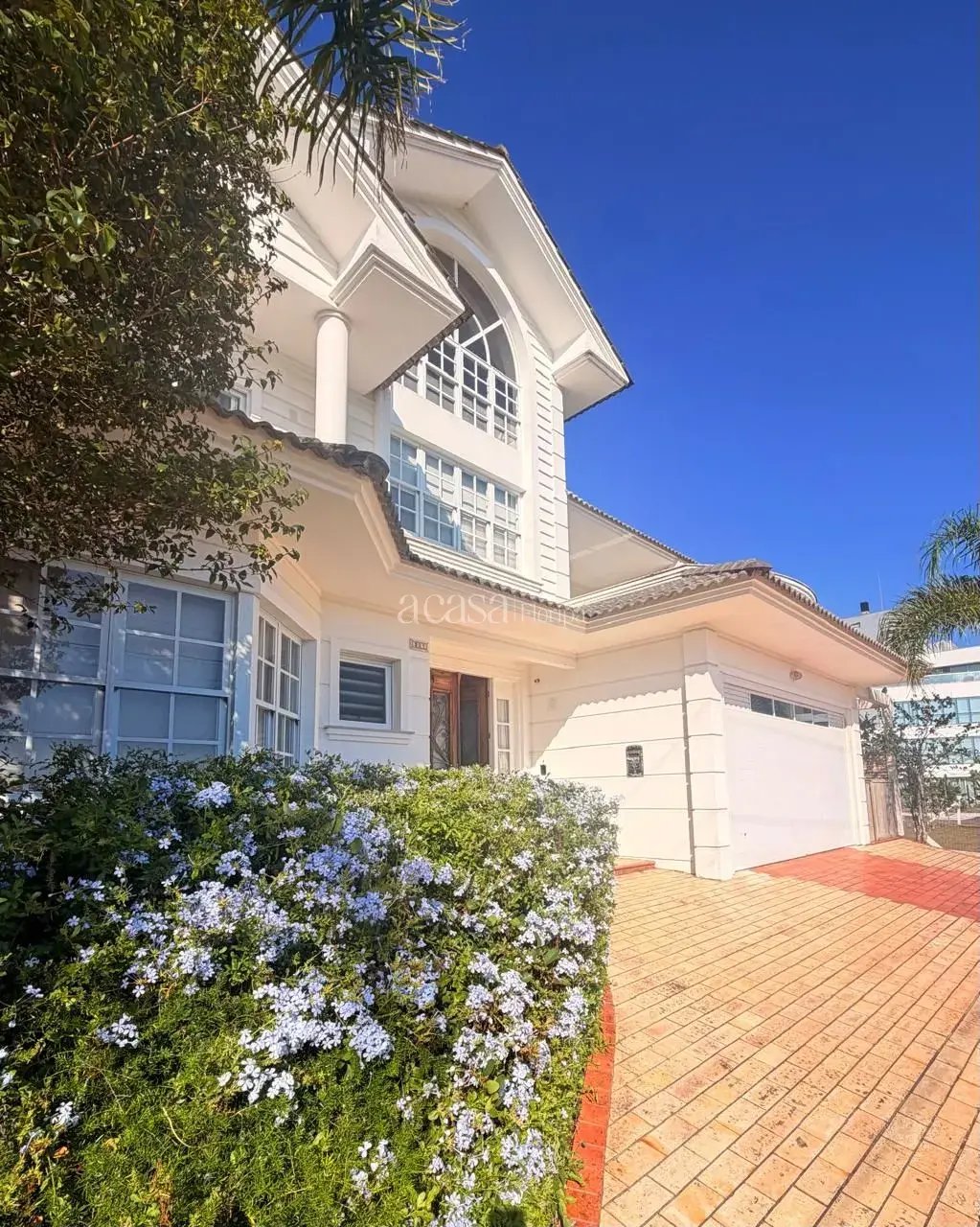 House in Florianópolis, State of Santa Catarina, Brazil 1 - 17986809