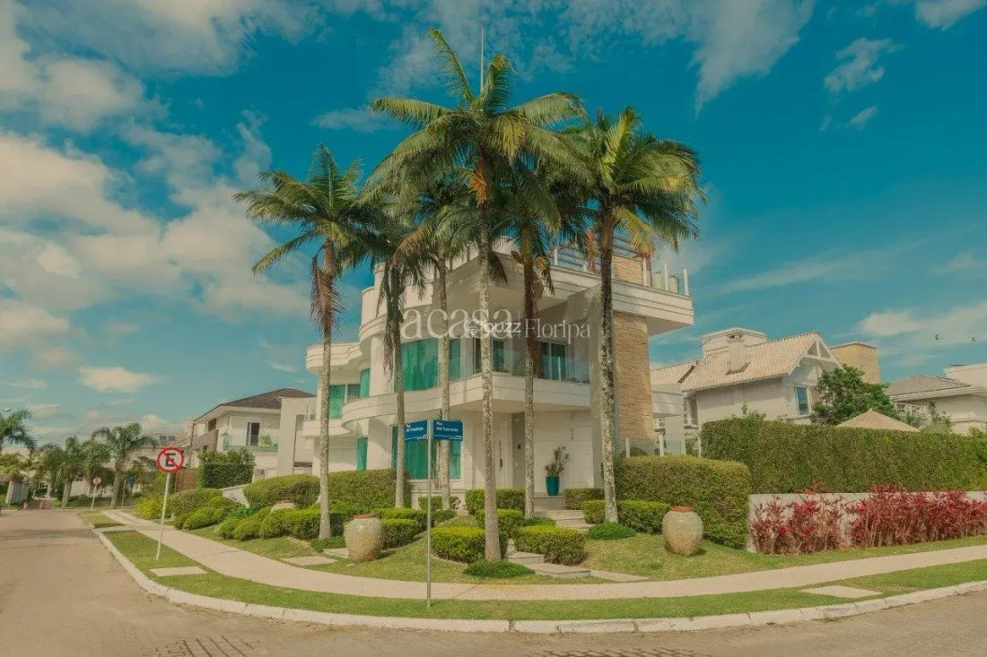 House in Florianópolis, State of Santa Catarina, Brazil 2 - 17984762
