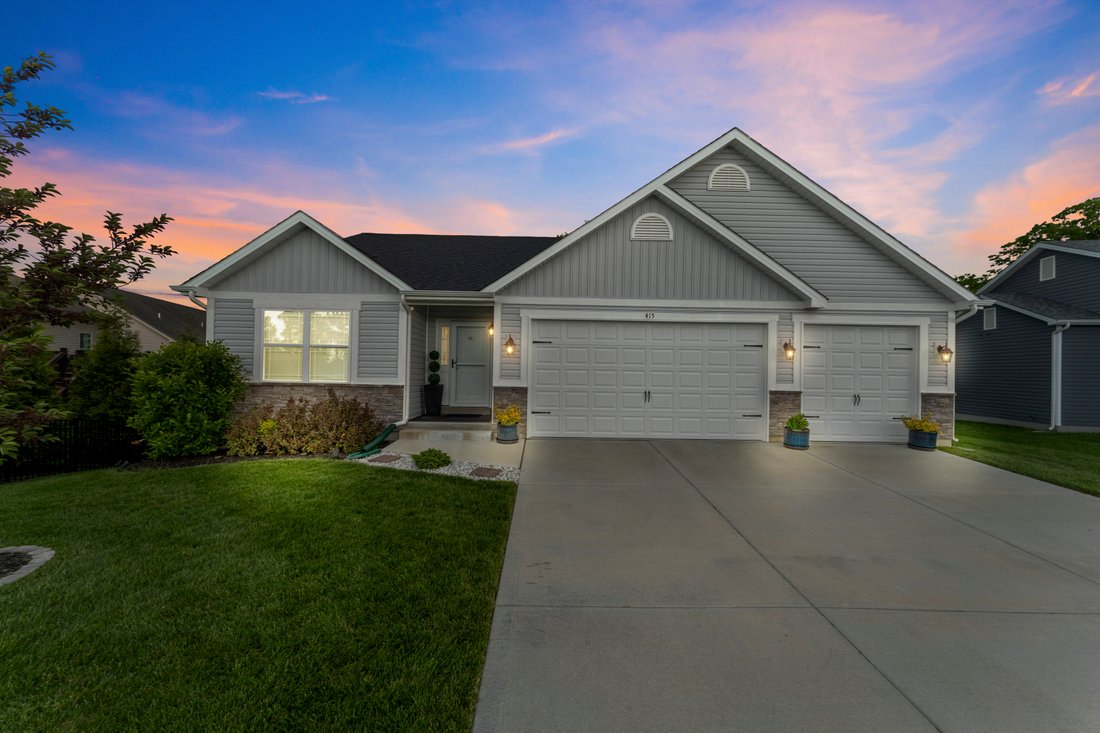 Wentzville, Missouri, United States 1 - 17987115
