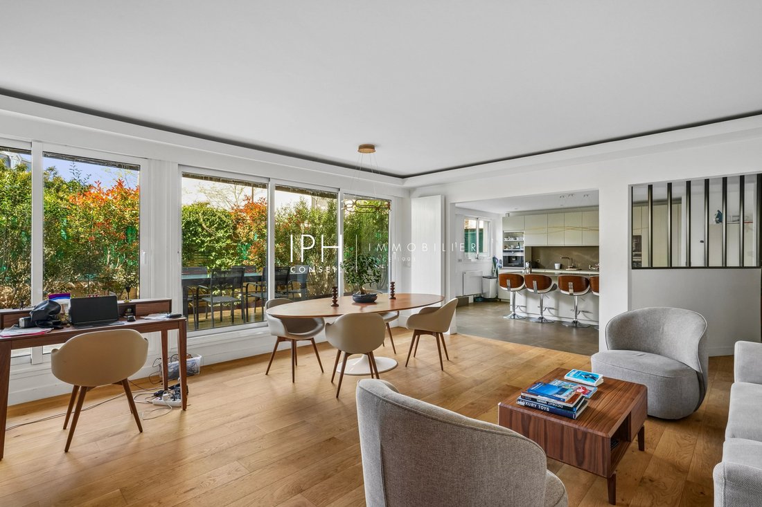 Apartment in Villiers-L. Michel, Levallois-Perret, France 1 - 17985777