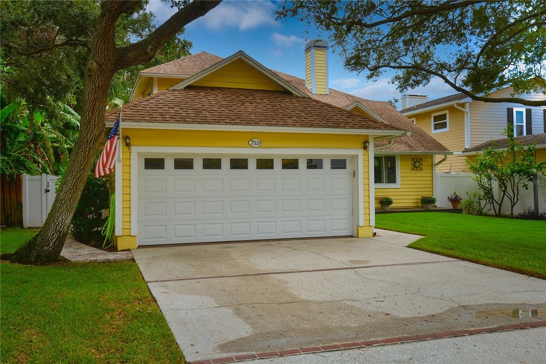 House in Seminole, Florida, United States 2 - 17987680