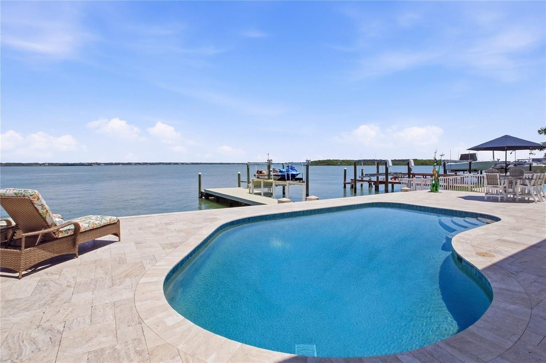 House in Madeira Beach, Florida, United States 1 - 17990402