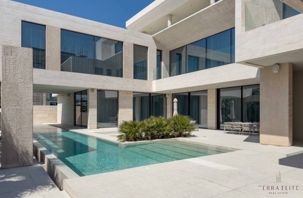 Villa in Pearl Jumeirah, Dubai, United Arab Emirates 2 - 17985357