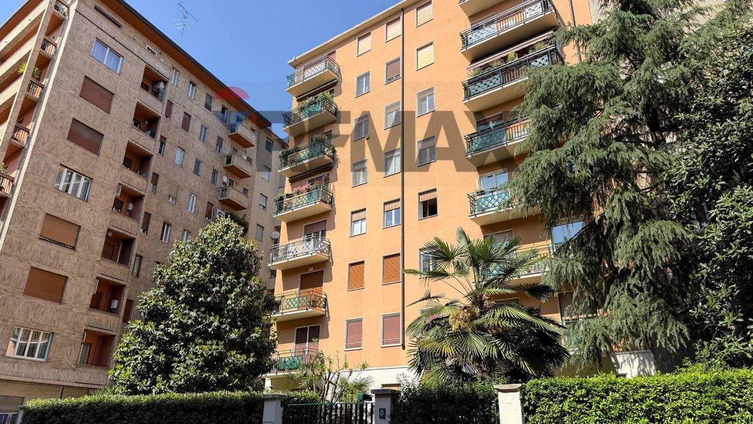 Apartment in Centrale, Milan, Italy 4 - 17990083
