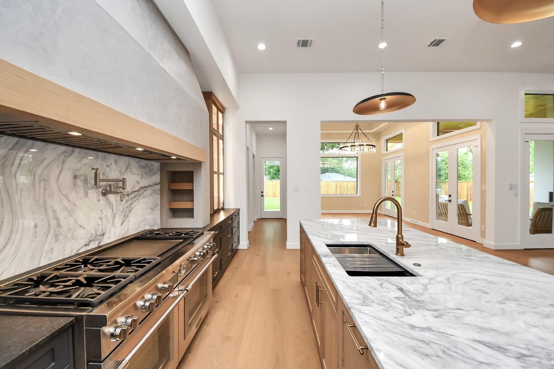 House in Houston, Texas, United States 3 - 17988962