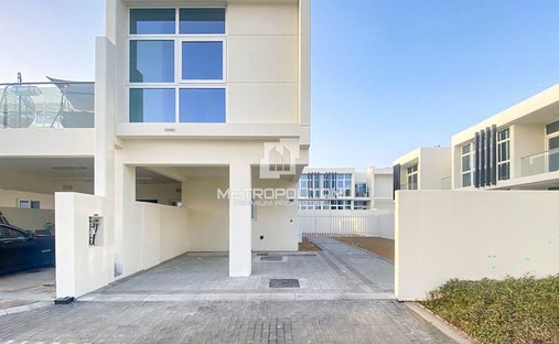 Townhouse en Damac Hills 2, Dubái, Emiratos Árabes Unidos 1