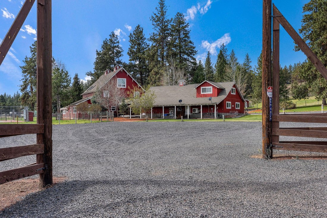 House in Sisters, Oregon, United States 2 - 17990662