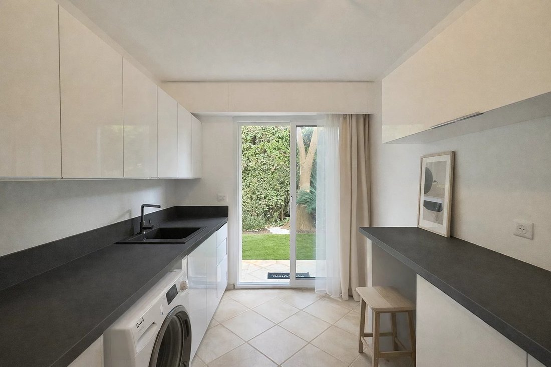 Apartment in Ponteil, Antibes, France 4 - 17987465