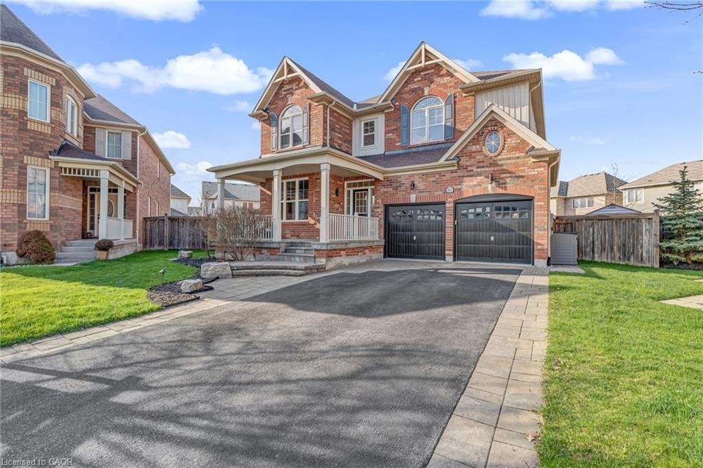 House in Milton, Ontario, Canada 1 - 17984023