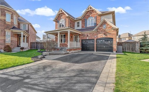 House in Milton, Ontario, Canada 1