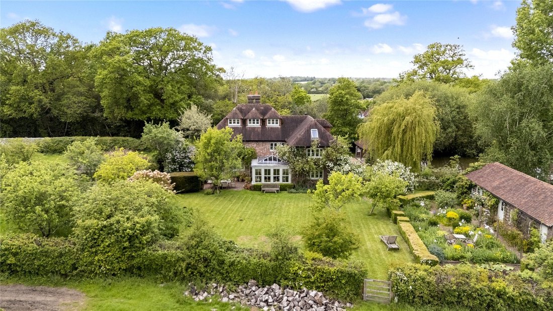 House in Isfield, England 3 - 17985594