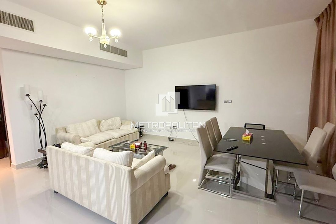 Townhouse in Damac Hills 2, Dubai, United Arab Emirates 1 - 17986386