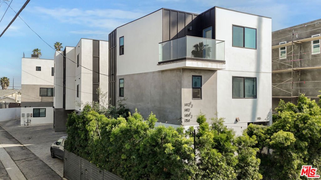 Los Angeles, California, United States 2 - 17987563