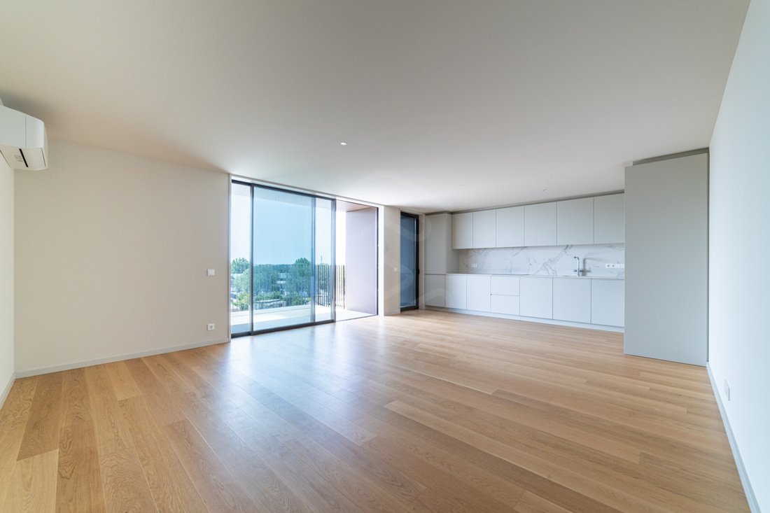 Apartment in Santa Marinha e Sao Pedro da Afurada, Porto District, Portugal 2 - 17986189