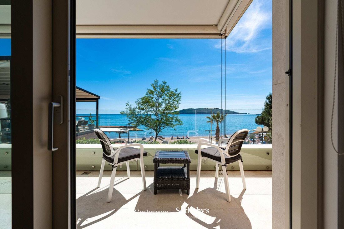 Apartment in Rafailovići, Budva Municipality, Montenegro 1 - 17986048