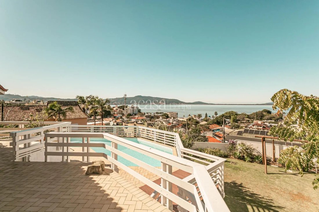House in Florianópolis, State of Santa Catarina, Brazil 2 - 17984511