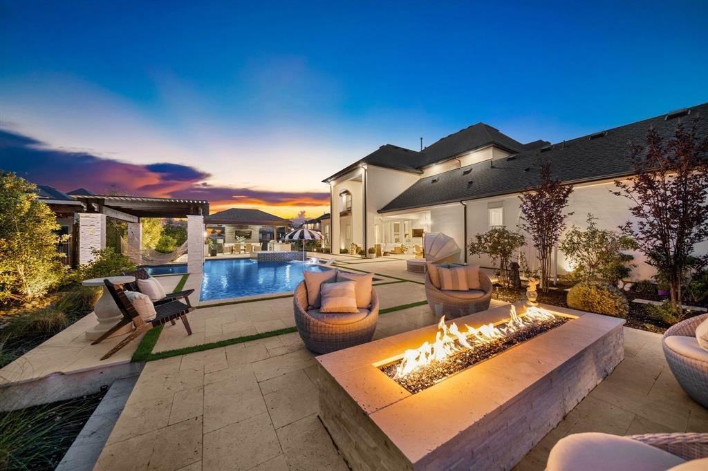 House in Lewisville, Texas, United States 3 - 17988774