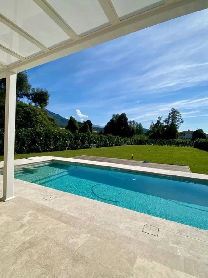Villa in Pietrasanta, Tuscany, Italy 1 - 17990113
