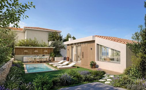 Apartment in Grande Couronne, Cassis, France 1
