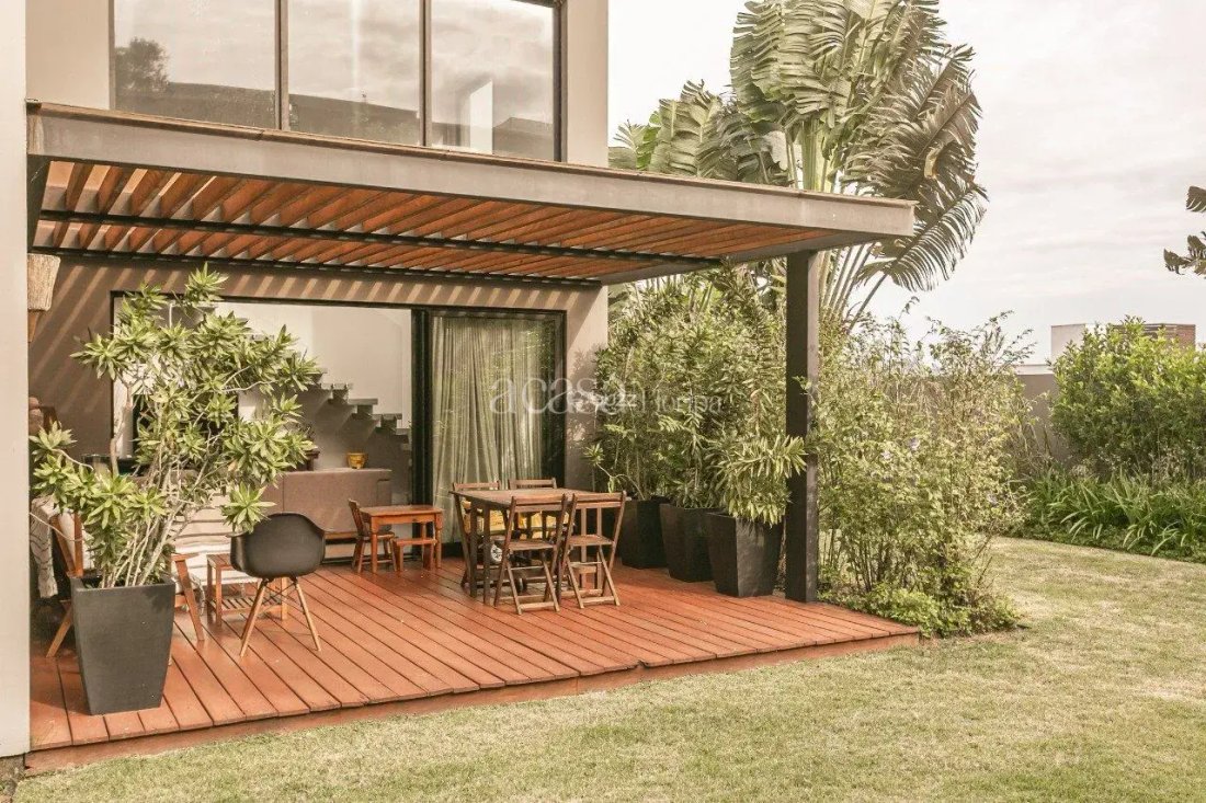 Condo in Florianópolis, State of Santa Catarina, Brazil 1 - 17984695