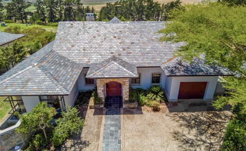 Country House in Arabella Country Estate, Western Cape, South Africa 1