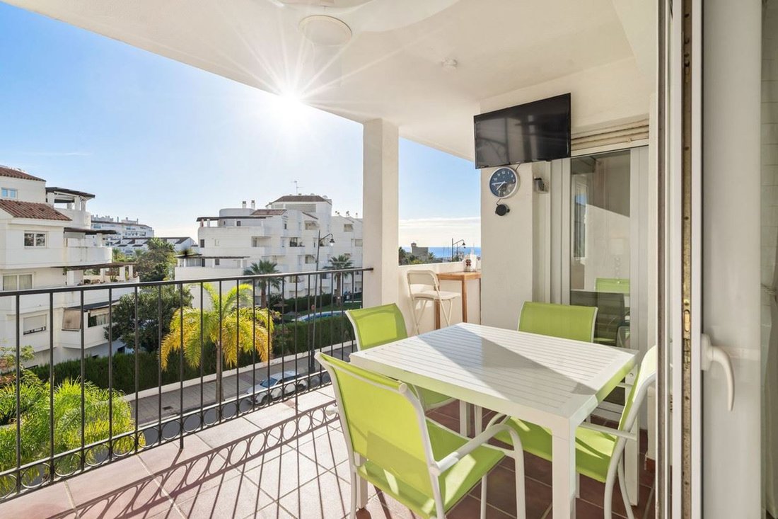 Apartment in Estepona, Andalusia, Spain 5 - 17986393