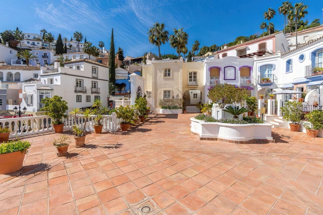 Townhouse in La Quinta, Benahavis, Andalusia 1 - 17984577