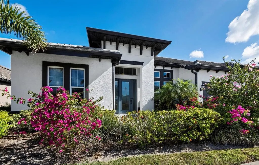 House in Sarasota, Florida, United States 3 - 17990537