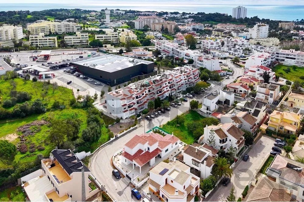 House in Alvor, Algarve, Portugal 1 - 15831080