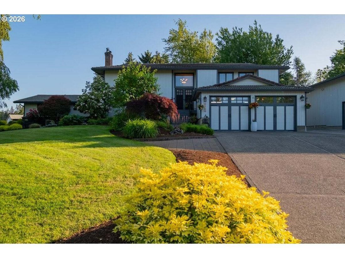 House in Aurora, Oregon, United States 3 - 17987167