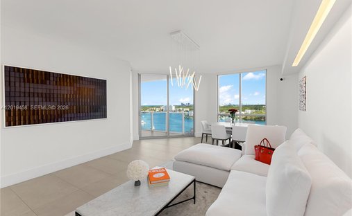 Condo in North Miami Beach, Florida, United States 1
