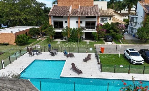 Condo in Florianópolis, State of Santa Catarina, Brazil 1