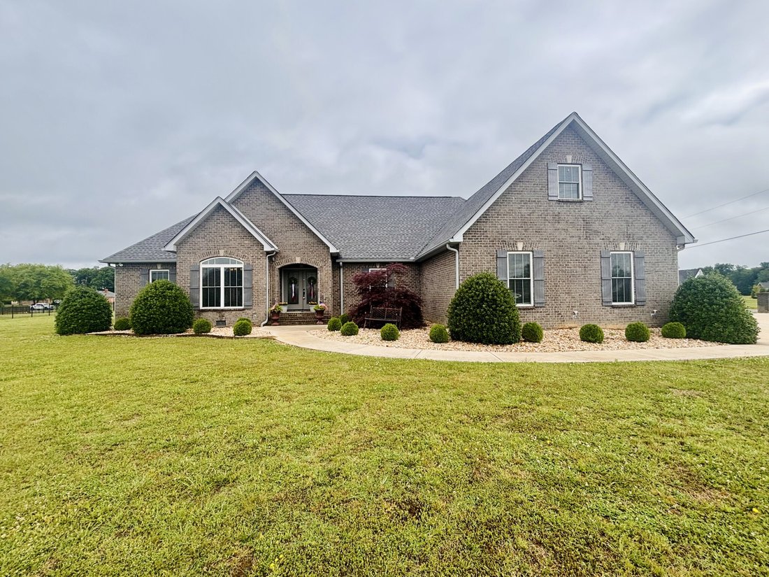 House in Smithville, Tennessee, United States 1 - 17987877