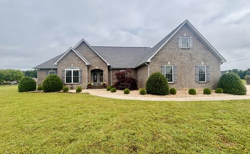 House in Smithville, Tennessee, United States 1