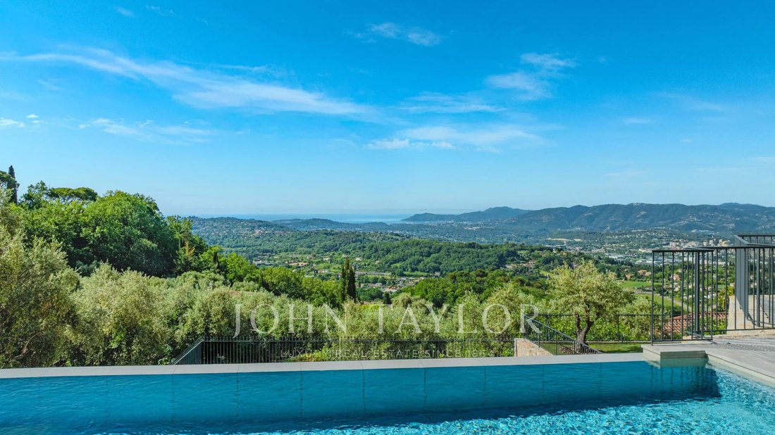 Villa en Châteauneuf-Grasse, Provenza-Alpes-Costa Azul, Francia 2 - 17829182
