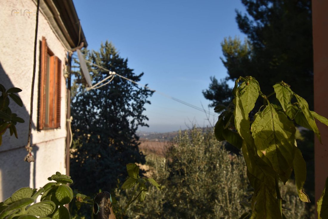 Villa in Ripatransone, Marche, Italy 5 - 17990097