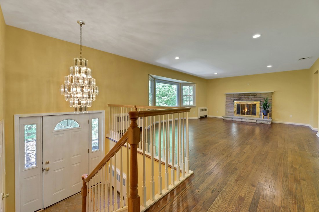 House in Wayne, New Jersey, United States 3 - 17985719