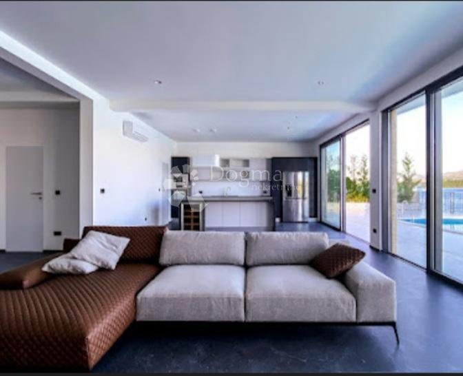 House in Okrug Donji, Split-Dalmatia County, Croatia 4 - 17989420