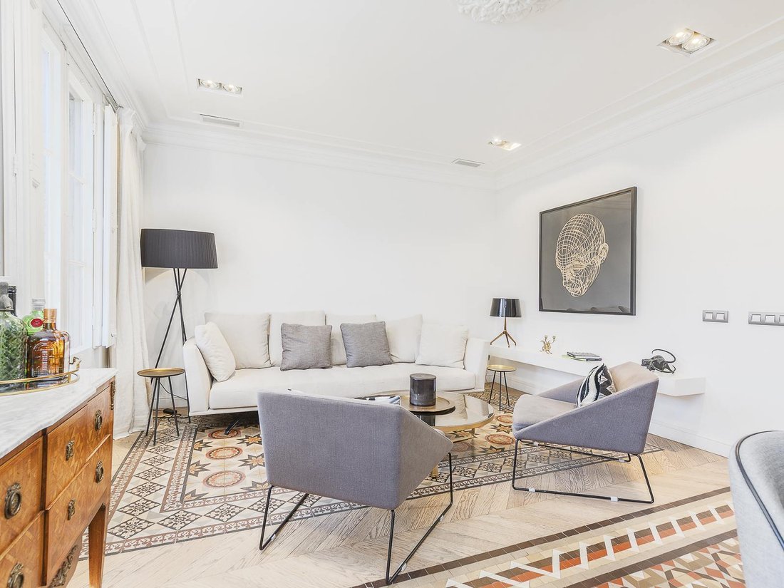 Apartment in Eixample, Barcelona, Spain 5 - 17984895