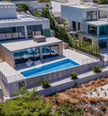 House in Okrug Donji, Split-Dalmatia County, Croatia 1 - 17989420
