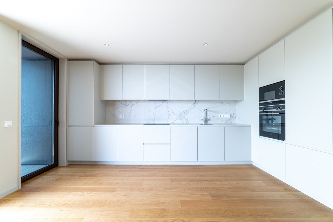 Apartment in Santa Marinha e Sao Pedro da Afurada, Porto District, Portugal 1 - 17986189