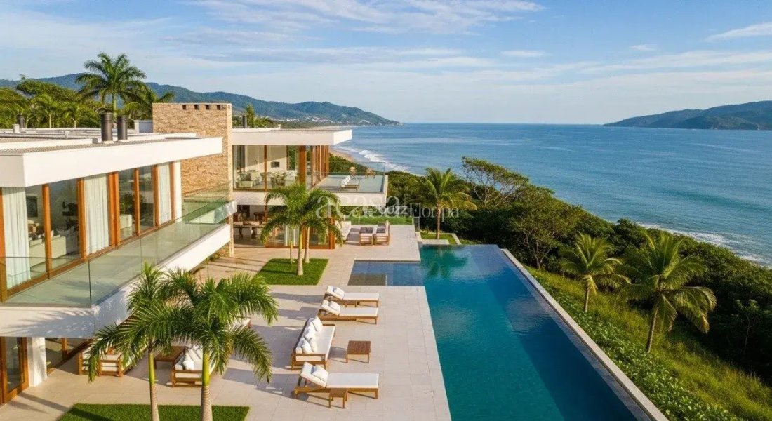Land in Florianópolis, State of Santa Catarina, Brazil 1 - 17985597