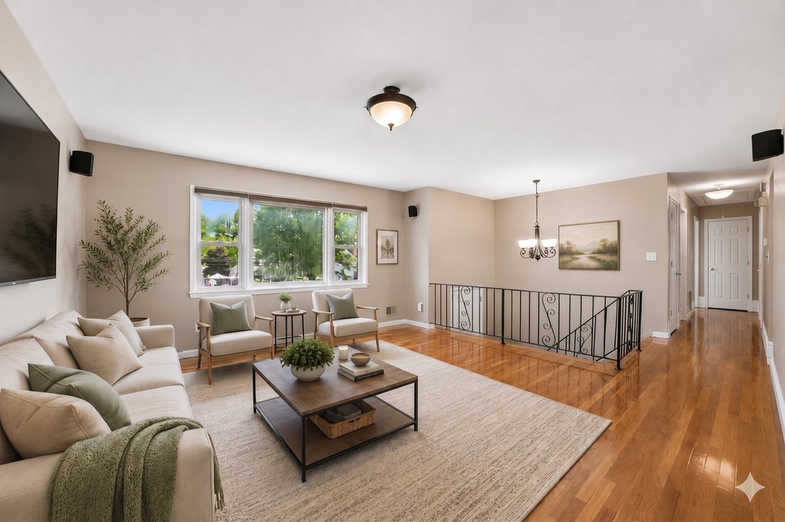 House in Metuchen, New Jersey, United States 2 - 17985688