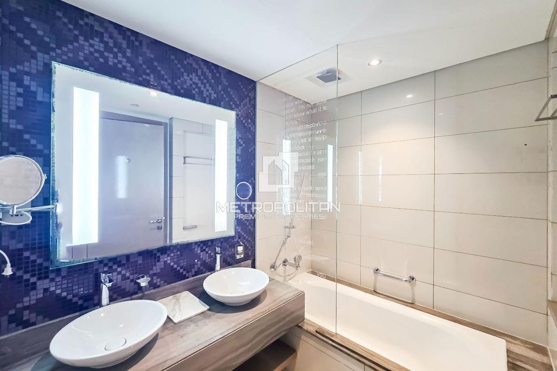 Apartment in Business Bay, Dubai, United Arab Emirates 5 - 17986428