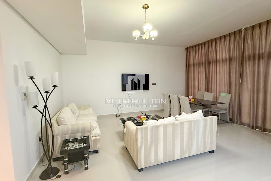 Townhouse in Damac Hills 2, Dubai, United Arab Emirates 2 - 17986386