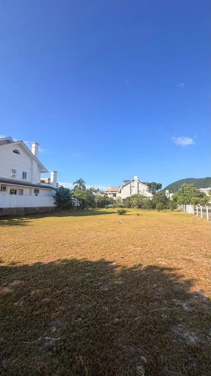 Land in Florianópolis, State of Santa Catarina, Brazil 2 - 17986807