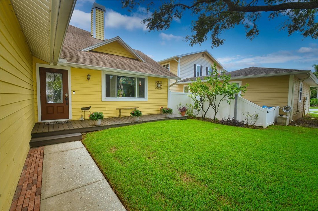 House in Seminole, Florida, United States 3 - 17987680