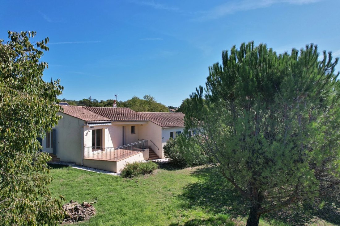 Villa in Uzès, Occitania, France 1 - 17870525